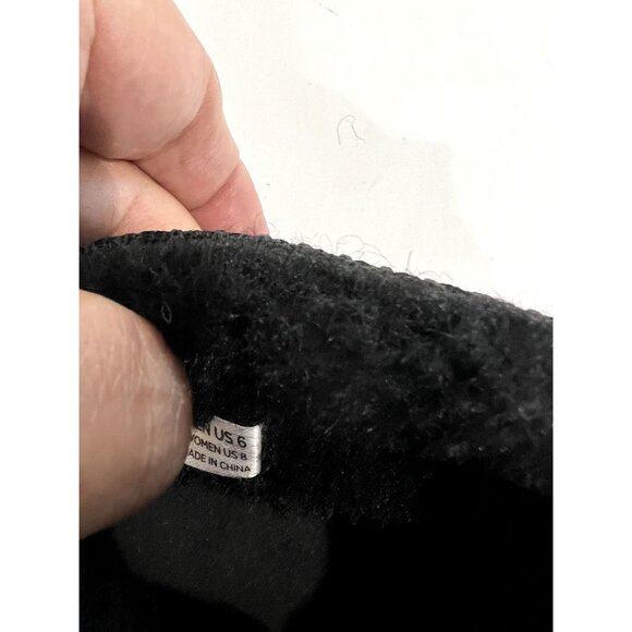 Lusso Cloud Guru Sherp Waffle Knit Chukka Sneakers in Black - Picture 9 of 9